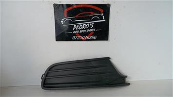 VW Polo Vivo '19 front right lower bumper grille