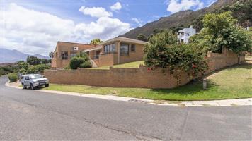 House For Sale in Mountainside
