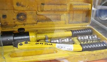 MAC AFRIC HYDRAULIC CRIMPING TOOL SET S066790A