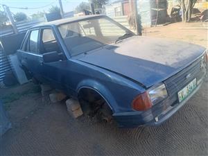 Ford escort 1986