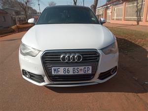 Audi A1 Sportback A1 SPORTBACK 1.4 TFSI S LINE S TRONIC (35 TFSI)
