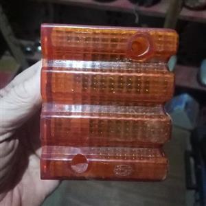 Hi Lux, rear flicker kens