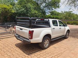 Cattle rails