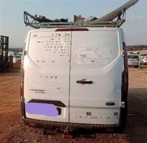 Ford Transit Breaking-Down for Parts.