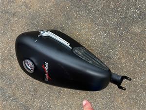 Harley fuel Tank Teardrop black with cap