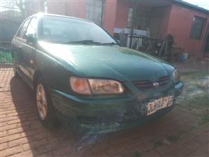 Nissan sentra 1.4i