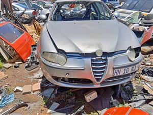 Alfa Romeo (147 /2.0) stripping for spares