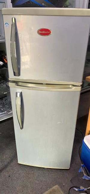SnoMaster fridge  280 Steve Biko road  Gezina  PTA  Wattsup   calls