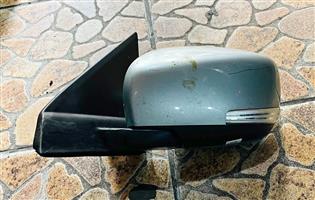Toyota Urban Cruiser side mirror