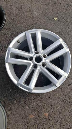 Volkswagen Amarok 19