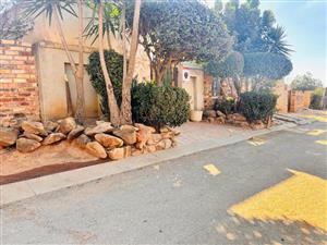2 Bedroom House for sale in Cosmo City