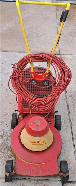Wolf Garden Lawnmower 