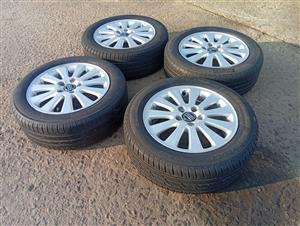 Volvo S40  PDC 5X108mm   16inch rims 