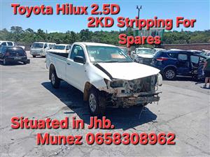 Toyota Hilux 2.5D Stripping For Spares
