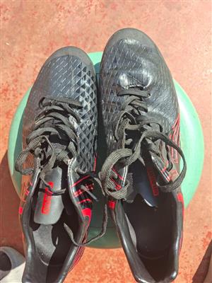 Rugby boots size 12