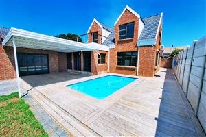 Secure, Entertainer-Friendly Family Home with Expansion Potential – Noorsekloof