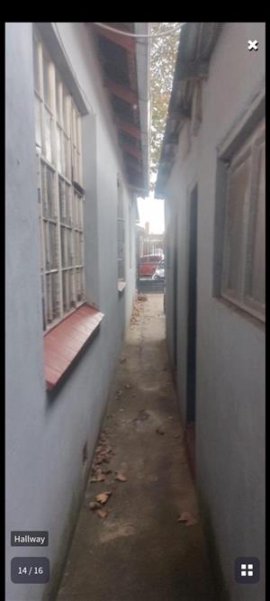  3-BEDROOM INVESTMENT PROPERTY WITH STRONG RENTAL POTENTIAL IN MALVERN  jhb