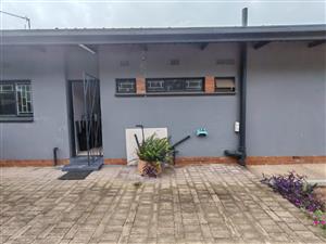 UNIQUE PROPERTY 2 BEDROOM/BUSINESS HOUSE FOR SALE IN SASOLBURG EXT 5