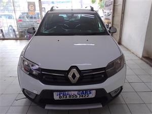 2019 Renault Sandero Stepway900T      white color petrol  manual   