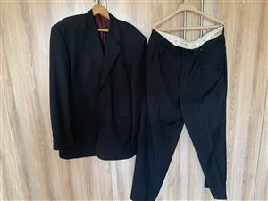 Pierre Cardin Men’s suit XXL  Good Condition black