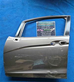 Honda Jazz Left Front Door 15 - 18