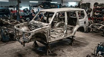 Toyota Land Cruiser Prado J95 shell stripped
