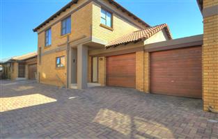 Cluster For Sale in New Redruth