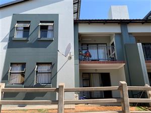 3 Bedroom Apartment in Waterval East!