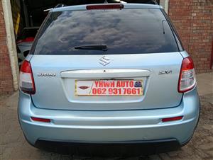 2010 Suzuki SX4 2.0 SUV 💥VOETSTOOTS SALE Automatic 118,000km BLUE