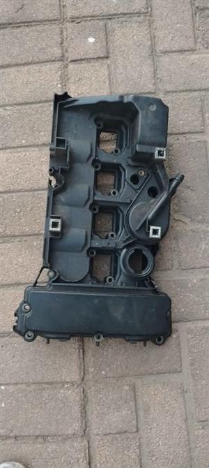 Mercedes Benz M271 Tappet Cover Good Condition