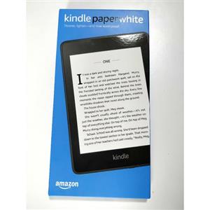 Kindle Paperwhite 6" E-Reader with Touchscreen (8GB)(WiFi) - 10 Gen