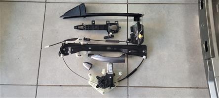 2025 CHERY OMODA C5 LEFT REAR DOOR LOCK, HANDLE AND WINDOW MECHANISM FOR SALE.