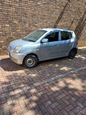 Kia Picanto 2006XL for sale as is. 