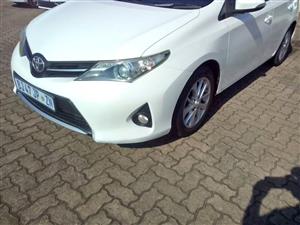 2014 Toyota Auris