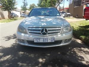Mercedes Benz C200
