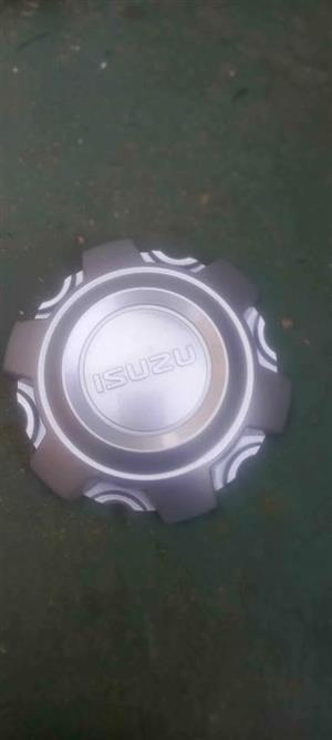Isuzu d max wheel center cap