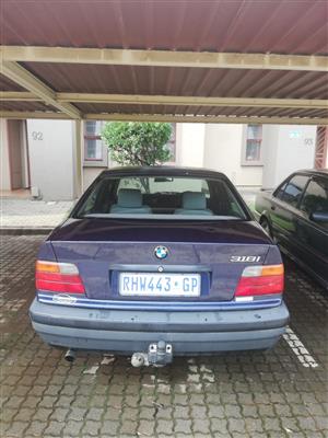 BMW 318I 5 speed manual