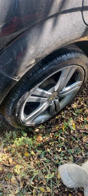 SEAT RIMS AND TYRES