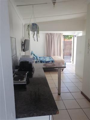 Bachelor Pad for 1 person in Kenwyn