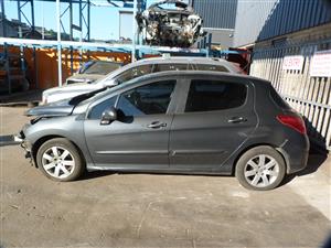 Peugeot 308 1.6 THP GTi - 2011