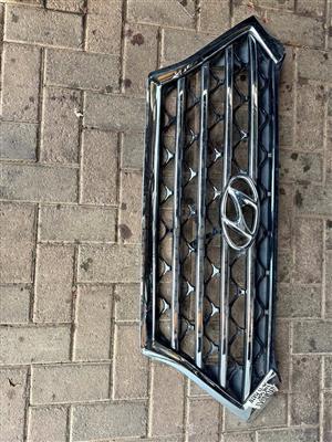 Hyundai Tucson Main Front Bumper Grill