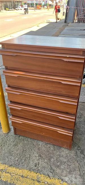 Chest of drawers R650 280 Steve Biko road  Gezina  PTA  Wattsup   calls