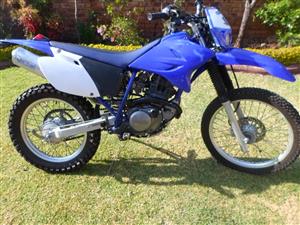 Yamaha TTR 230 off road.