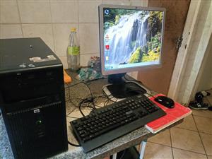 Hp Compaq Desktop Tower (P4)