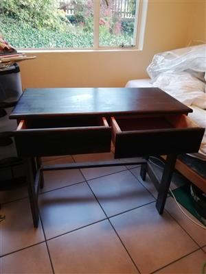 Wooden pine desk with drawers 