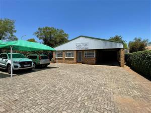 Premium warehouse to let in Highveld Techno Park!