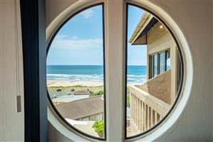 Neat as a pin with breathtaking ocean views!