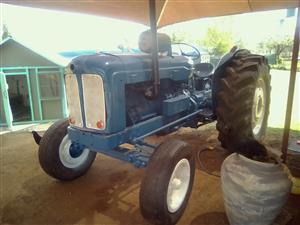 Fordson Major tractor 