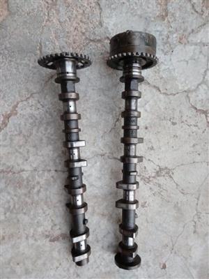 Toyota Yaris 2NZ-FE Camshafts