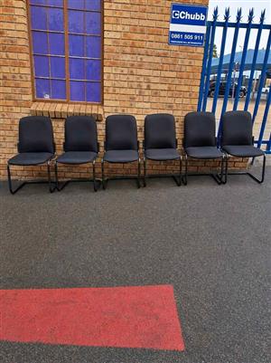 Black Visitor's chairs for Sale